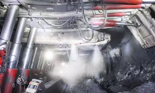 煤矿智能化取代夜班，，，，，，煤机市场需求将超750亿！